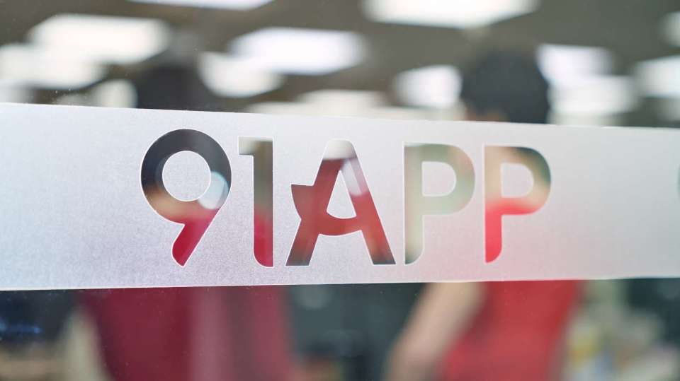 菠萝TV别被语气牵着走：先看这句话的对象有没有漂移，然后把时间写成时间窗（更像在排错）